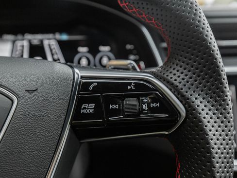 Used 2021 Audi RS 6 w/ Executive Package AWD/4WD image 34