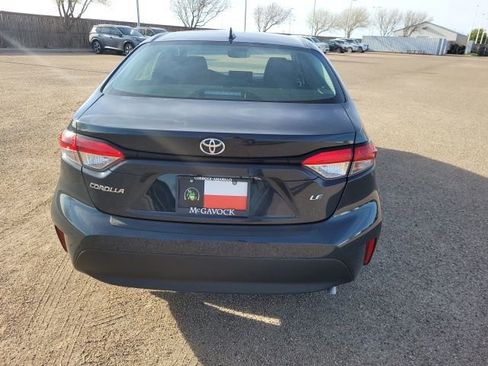 Used 2023 Toyota Corolla LE image 7