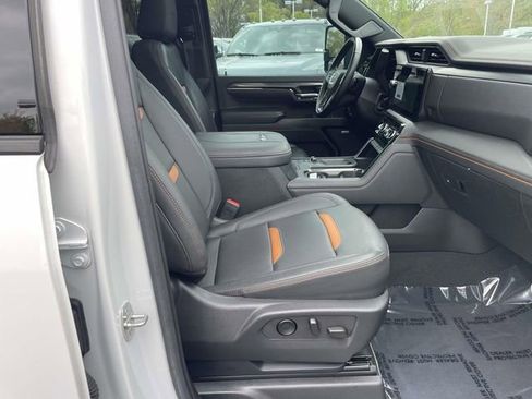 Used 2024 GMC Sierra 2500 AT4 w/ AT4 Premium Plus Package image 30