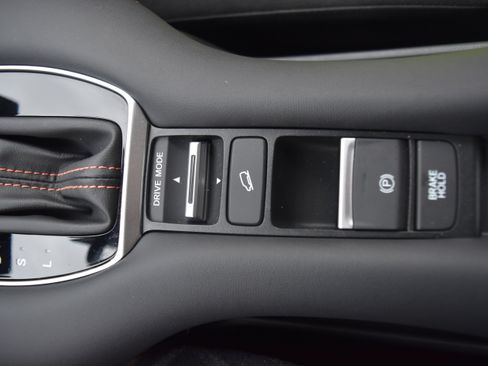 Certified 2024 Honda HR-V Sport image 23