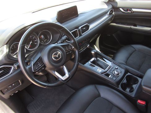 Used 2019 MAZDA CX-5 Touring FWD image 17
