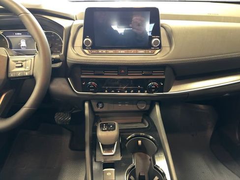 New 2026 Nissan Rogue SV AWD/4WD image 11