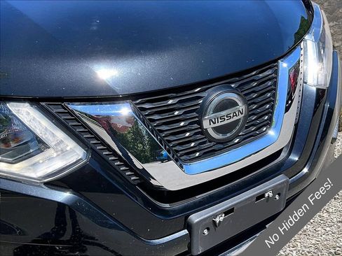 Used 2019 Nissan Rogue S AWD/4WD image 24