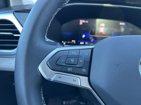 New 2026 Volkswagen Taos SE AWD/4WD image 35