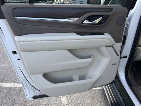 Used 2021 GMC Yukon XL Denali w/ Denali Ultimate Package RWD image 13