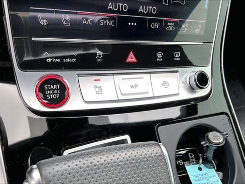 Used 2023 Audi SQ8 Prestige w/ Prestige Package image 29