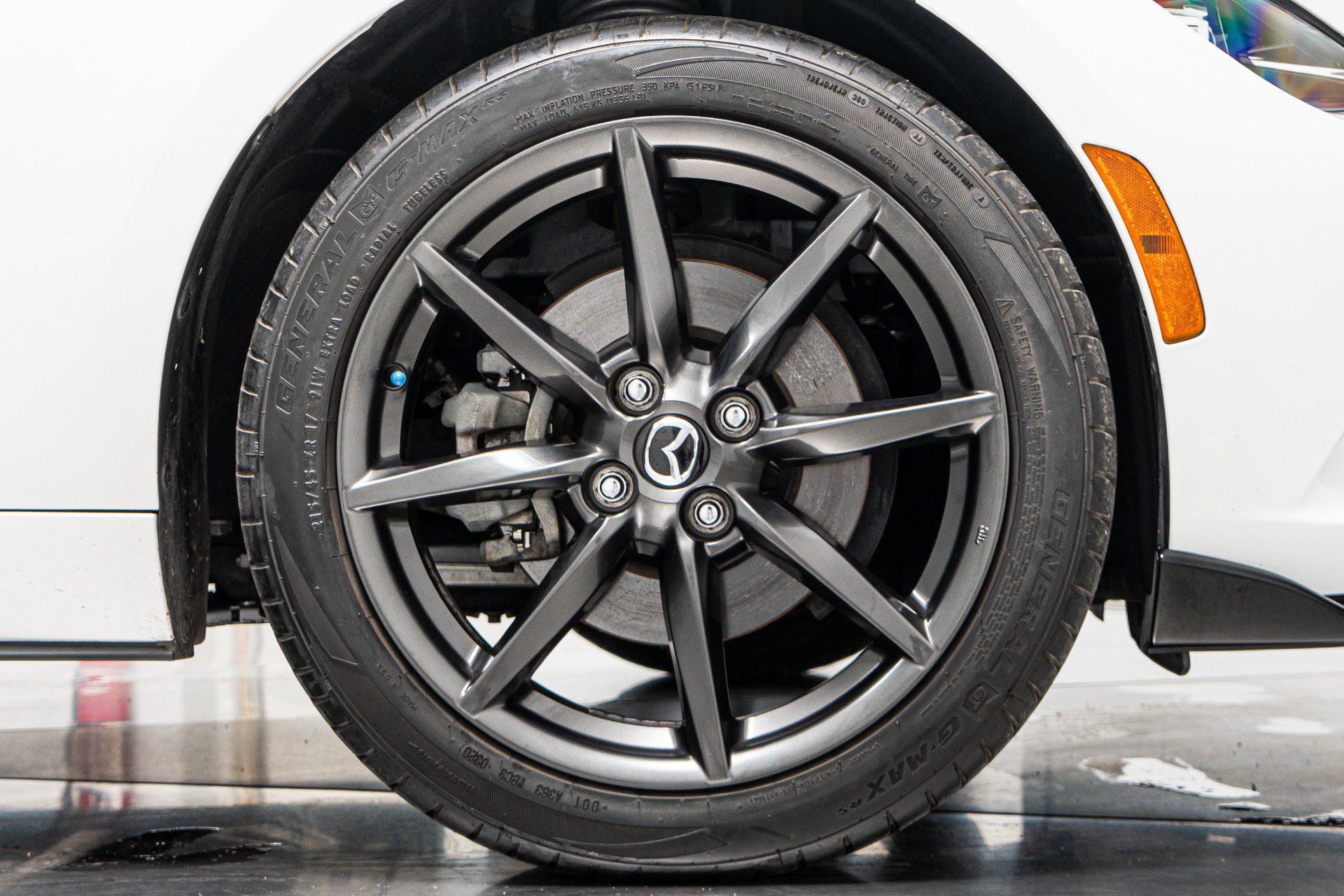 Used 2016 MAZDA MX-5 Miata Club RWD image 40