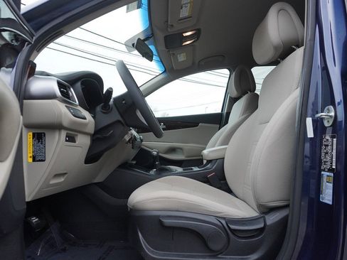 Used 2017 Kia Sorento LX image 27