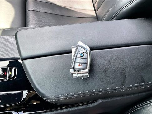 Used 2023 BMW M5 w/ Executive Package AWD/4WD image 9