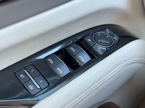 Certified 2024 Cadillac Escalade Sport Platinum image 11