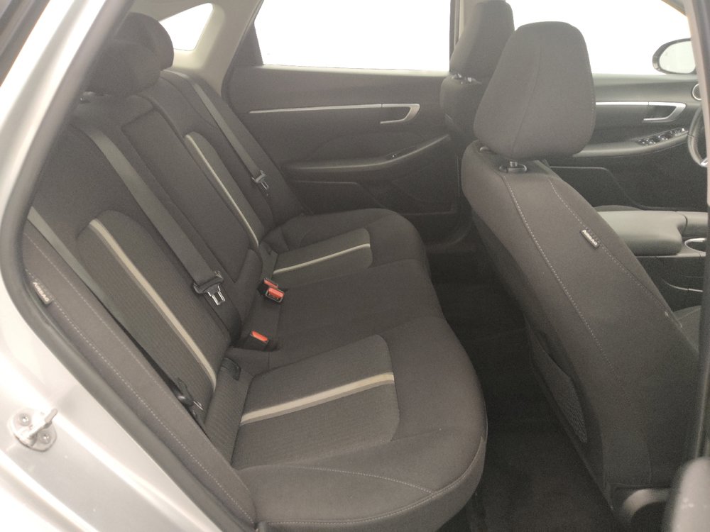 Used 2025 Hyundai Sonata SEL FWD image 19