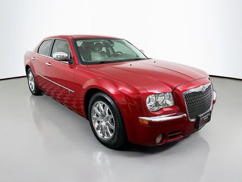 Used 2009 Chrysler 300 C image 3