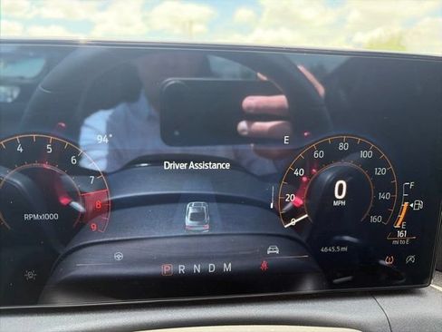 Used 2025 Ford Mustang GT RWD image 9