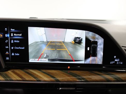 Used 2021 Cadillac Escalade Premium Luxury Platinum w/ Heavy-Duty Trailer Package image 57