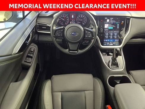 Used 2025 Subaru Outback Onyx Edition AWD/4WD image 13