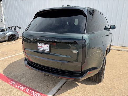 Used 2023 Land Rover Range Rover SE AWD/4WD image 6