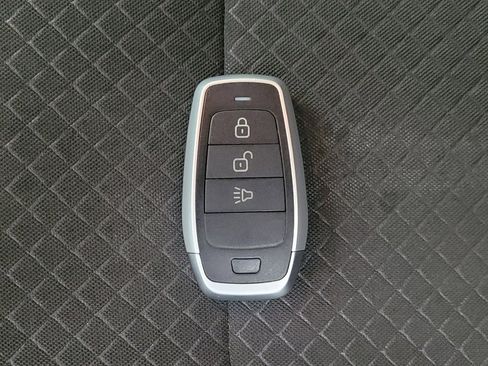 Used 2018 Buick Encore Preferred FWD image 32