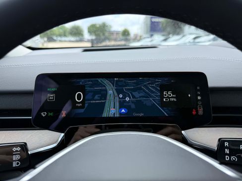 New 2026 Volvo EX90 Plus AWD/4WD image 19