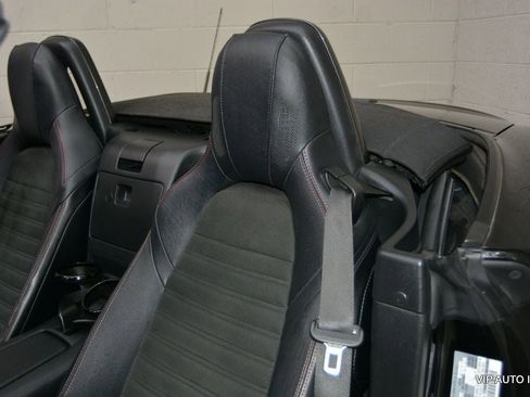 Used 2017 FIAT 124 Spider Abarth image 17