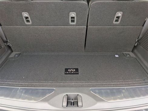 New 2026 INFINITI QX80 Luxe w/ Cargo Package image 30