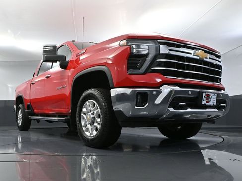 Used 2024 Chevrolet Silverado 2500 LTZ w/ LTZ Plus Package AWD/4WD image 61