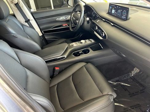 Used 2025 Genesis GV70 2.5T AWD/4WD image 25