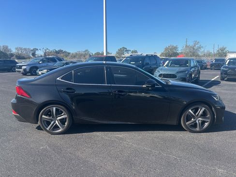 Used 2017 Lexus IS 200t w/ Premium Package image 8