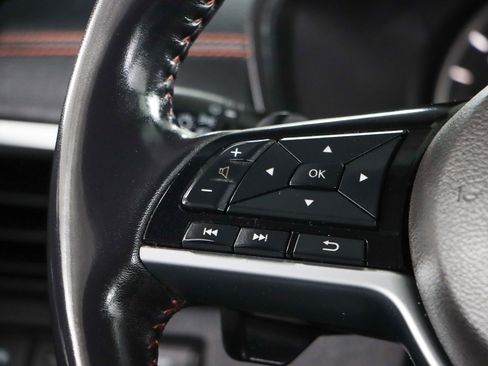 Used 2020 Nissan Altima 2.5 SR image 10