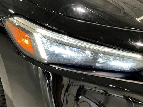 Used 2024 Honda Civic LX image 30