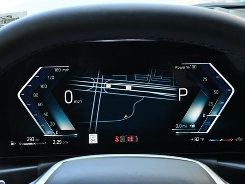 Certified 2025 BMW 330i Sedan image 17