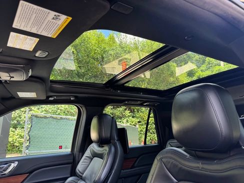 Used 2020 Lincoln Navigator L Reserve w/ Equipment Group 201A Reserve AWD/4WD image 11