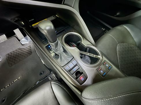 Used 2021 Toyota Camry XSE w/ Navigation Package FWD image 22