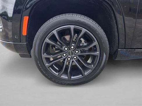 Used 2024 Jeep Grand Wagoneer L Series II w/ Quick Order Packagew 28T AWD/4WD image 25
