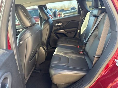 Used 2021 Jeep Cherokee Latitude Lux image 22