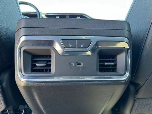 Used 2022 GMC Sierra 1500 Denali w/ Denali Reserve Package AWD/4WD image 21