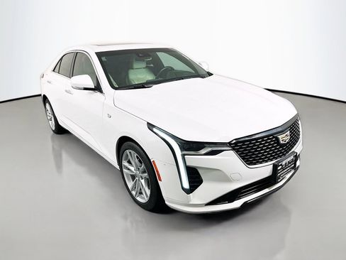 Used 2022 Cadillac CT4 Luxury w/ Sun And Sound Package RWD image 1
