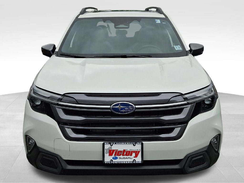 Certified 2025 Subaru Forester Limited AWD/4WD image 2