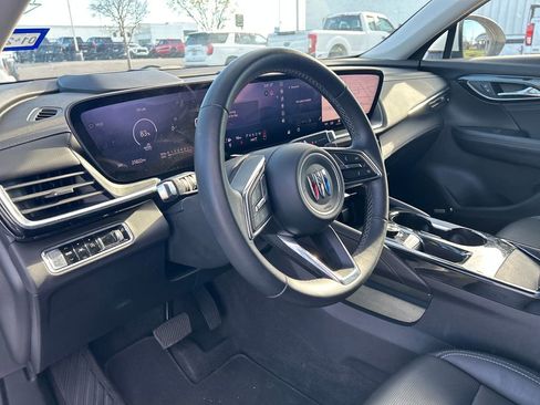 Certified 2025 Buick Envision Preferred image 11