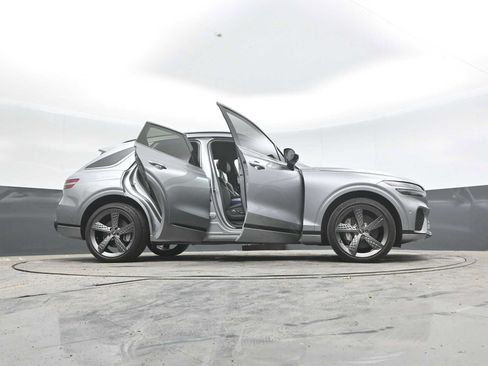 Used 2024 Genesis GV70 2.5T w/ Sport Prestige Package AWD/4WD image 59