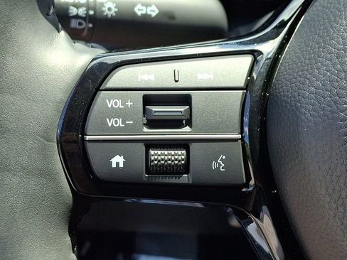 Certified 2025 Honda HR-V EX-L image 21