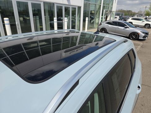 New 2026 Volkswagen Taos SE FWD image 17