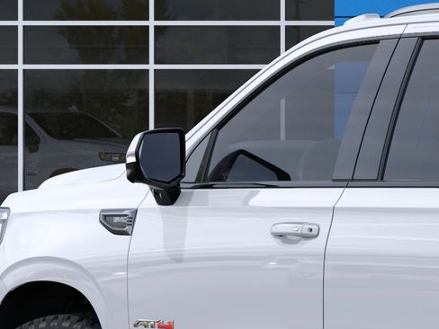 New 2026 GMC Yukon XL AT4 w/ AT4 Premium Package AWD/4WD image 13