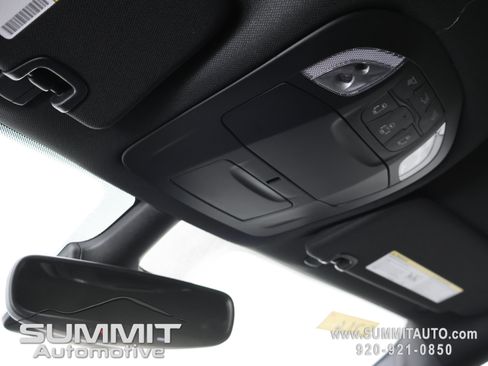 New 2027 Chrysler Pacifica Select AWD/4WD image 13