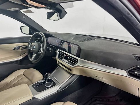 Used 2022 BMW 330i xDrive Sedan w/ M Sport Package AWD/4WD image 30