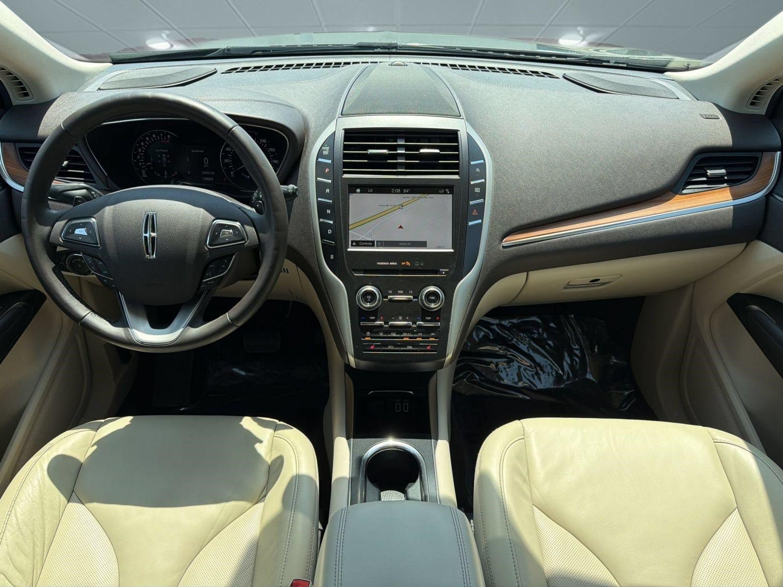 Used 2019 Lincoln MKC Select w/ Select Plus Package FWD image 16