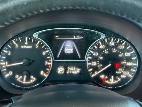 Used 2015 Nissan Altima 2.5 SV FWD image 25