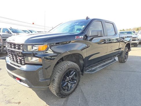 Used 2021 Chevrolet Silverado 1500 Custom Trail Boss w/ Midnight Edition image 2