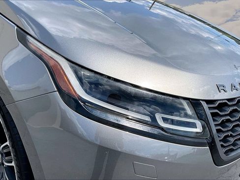 Used 2018 Land Rover Range Rover Velar AWD/4WD image 32