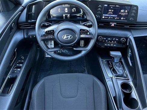 Certified 2025 Hyundai Elantra Sport image 15