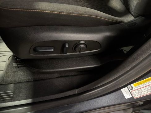 Used 2023 Chevrolet Equinox LT w/ LPO, Floor Liner Package AWD/4WD image 17